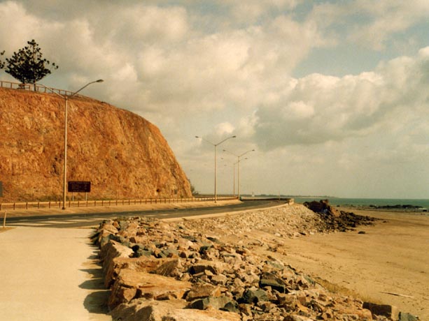 The Bluff, 2002